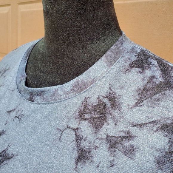 Women's Black and Gray Tie-Dye Casual Oversized T-Shirt Size Medium - Picture 12 of 16